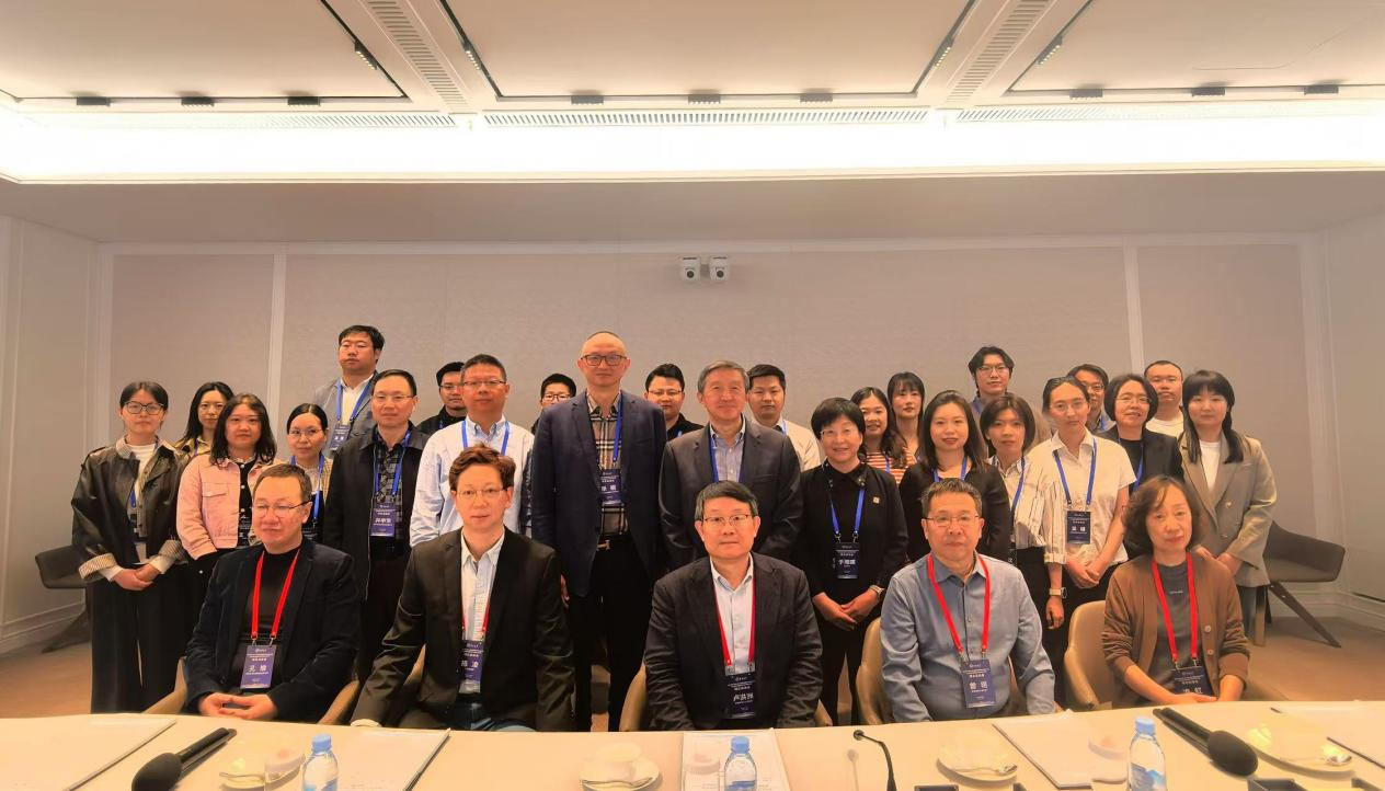 聚力“双高协同” 共筑健康防线        南京医科大学泰州医药产业研究院牵头参与国家HIV疫苗重点研发项目启动会召开